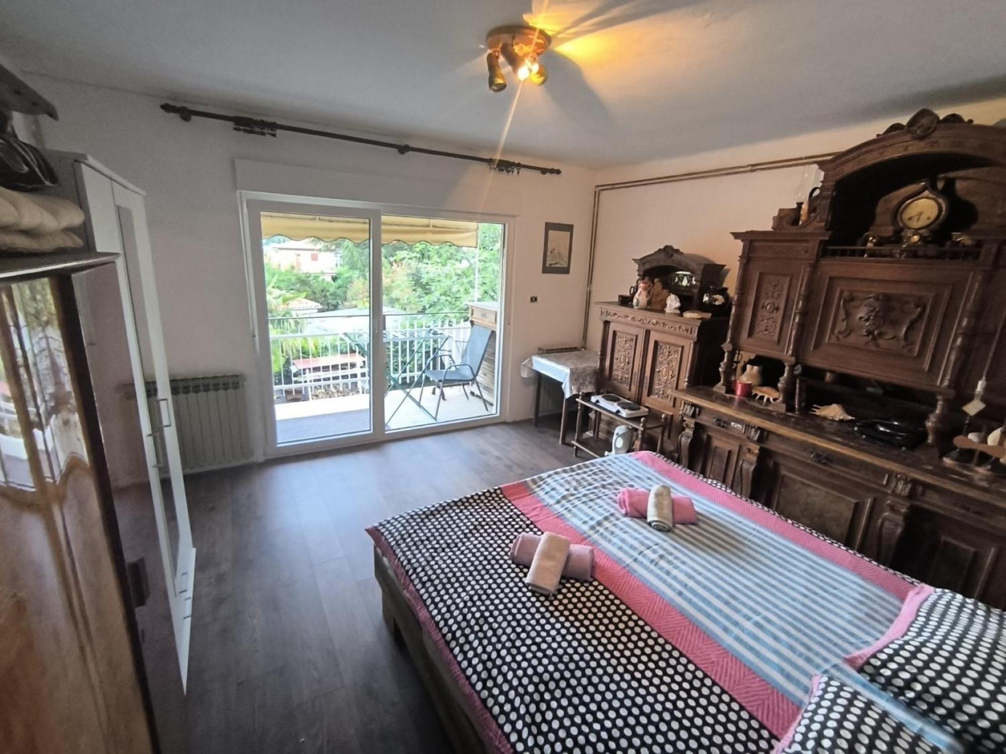 Apartments Lorinda Mošćenička Draga Rum bild