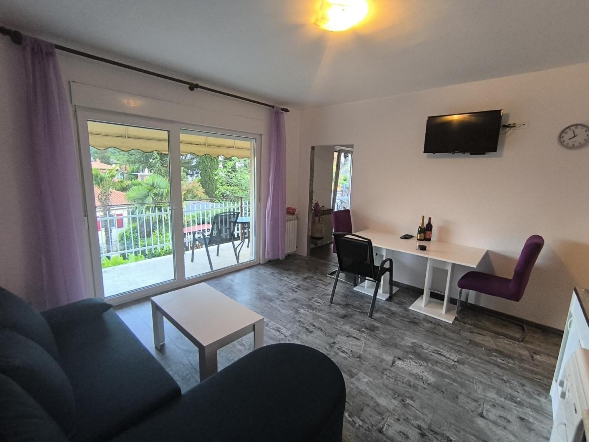 Apartments Lorinda Mošćenička Draga Rum bild