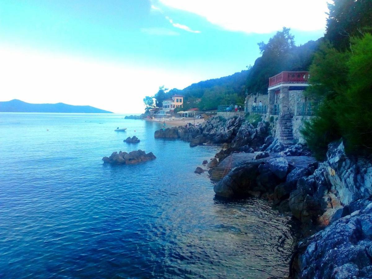 Apartments Lorinda Mošćenička Draga Exteriör bild